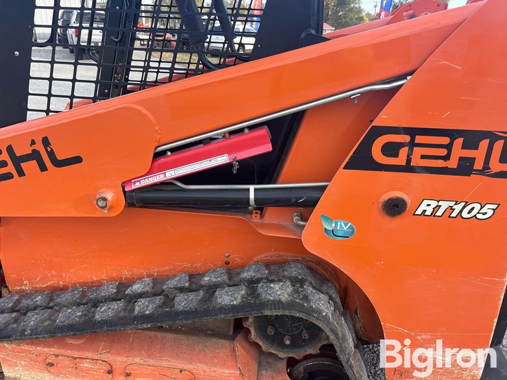 2019-gehl-rt105-image-11