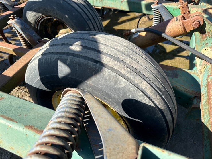 john-deere-724-image-10