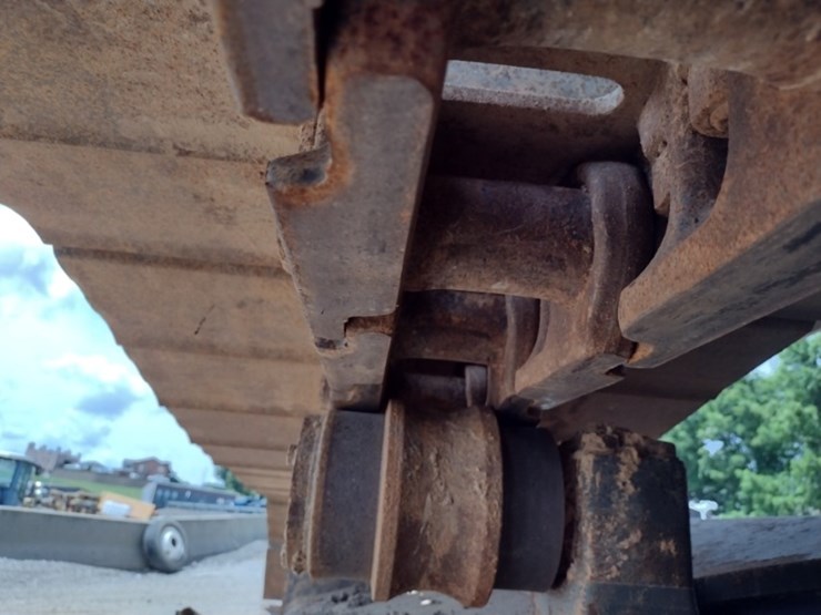 case-cx350d-image-19