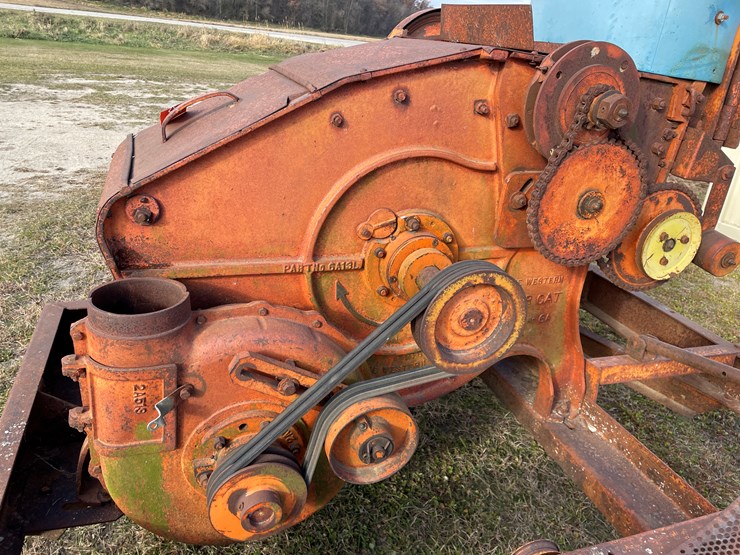 #1412-•-hammer-mill-with-screens-image-8