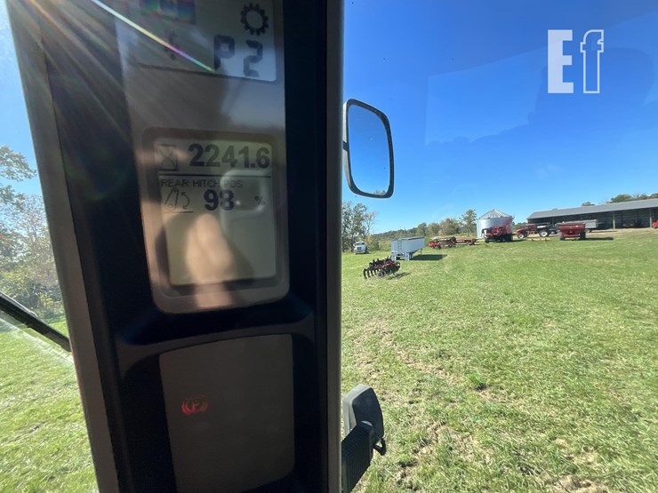 2010-case-ih-magnum-245-image-18