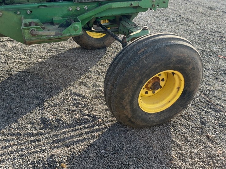 john-deere-4440-image-6