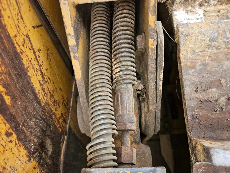 2002-caterpillar-d5g-xl-image-98