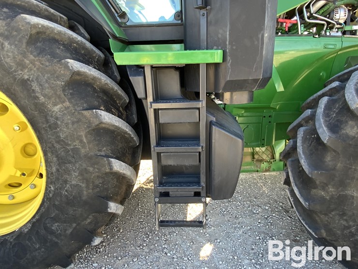 2022-john-deere-7r-210-image-10