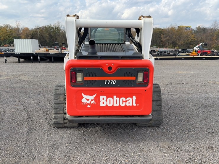 2021-bobcat-t770-image-9
