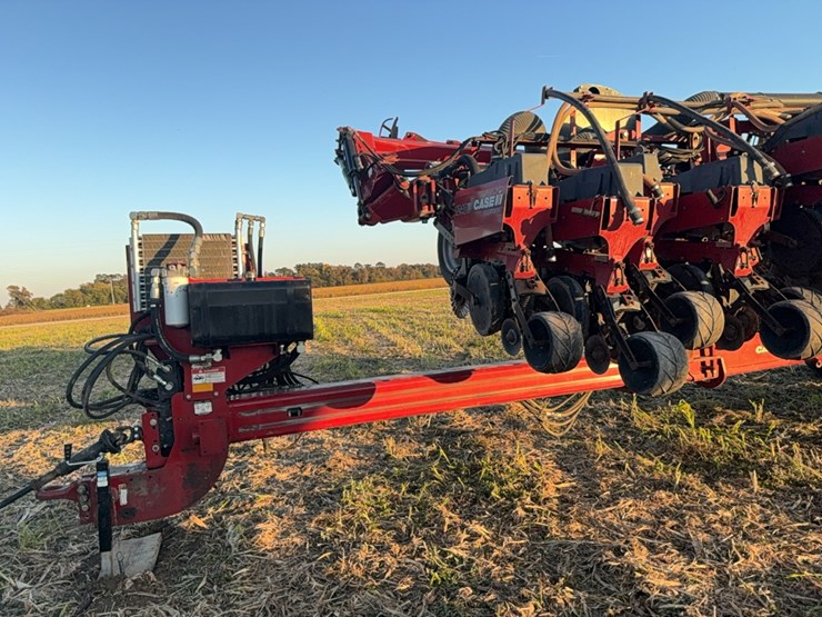 case-ih-1240-image-151