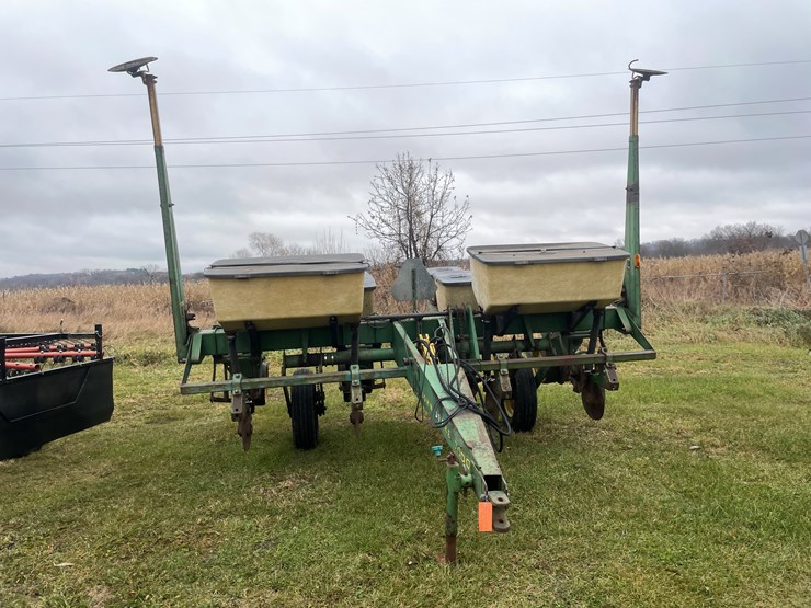 john-deere-7000-image-2