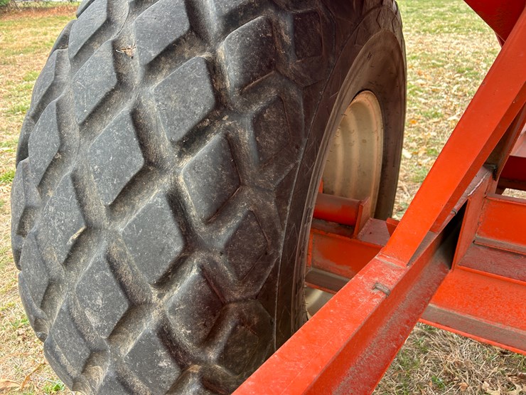 #96-•-kilbros-590-grain-cart-image-19