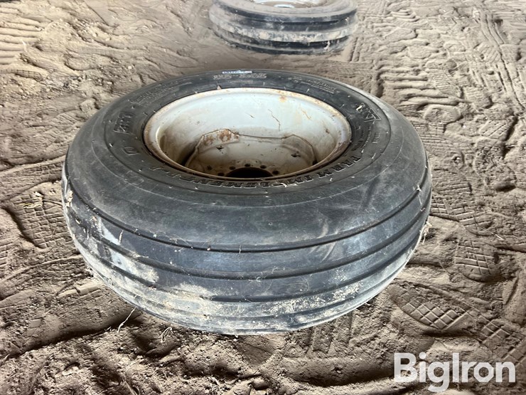 farm-implement-tire-&-rim-11l-15sl-image-3
