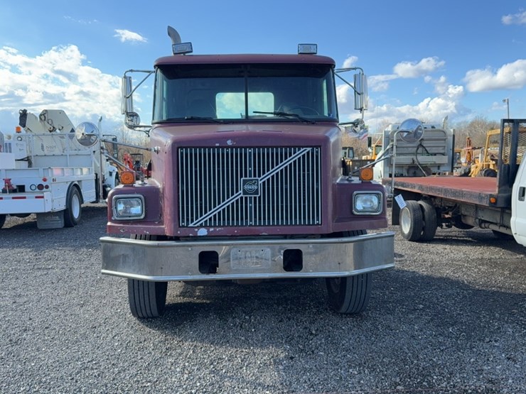 1998-cummins-m11-image-2