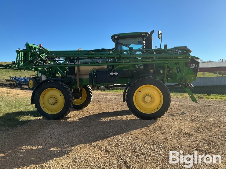 2017-john-deere-r4030-image-4