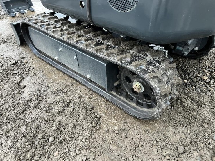 2025-infront-yfe10-mini-hydraulic-excavator-image-12