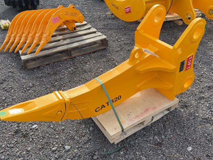 caterpillar-320-image-4