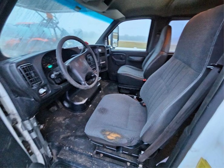#3284-•-2003-gmc-c5500-aerial-truck-image-35