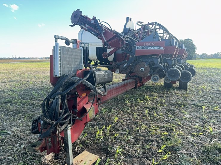 case-ih-1200-image-9