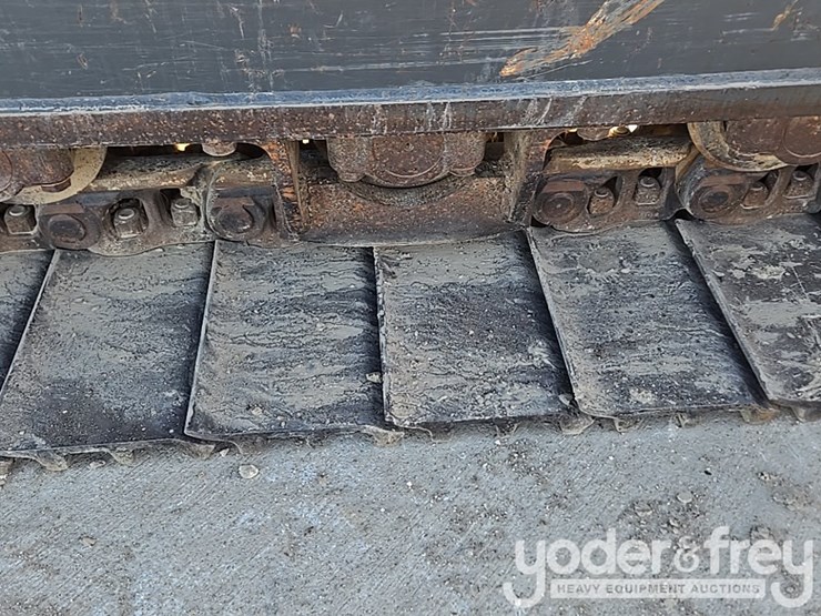 2022-komatsu-pc490-lc-11-image-33