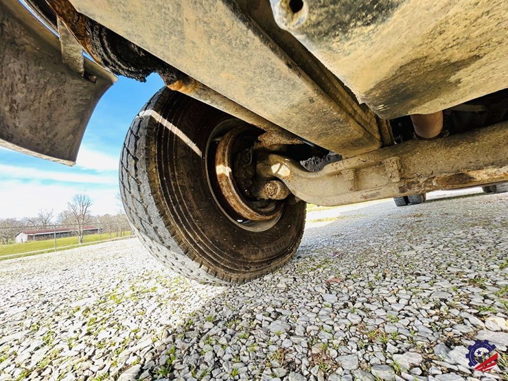 2007-peterbilt-340-image-94