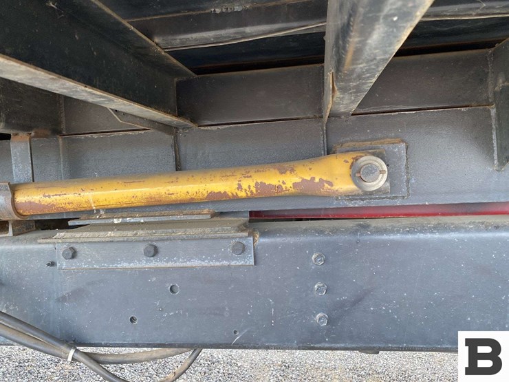 1992-international-4900-image-16