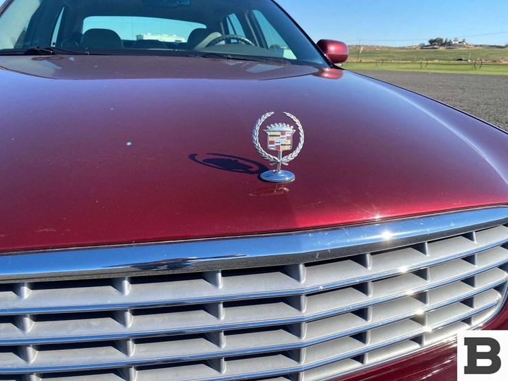 2000-cadillac-deville-sedan-image-9