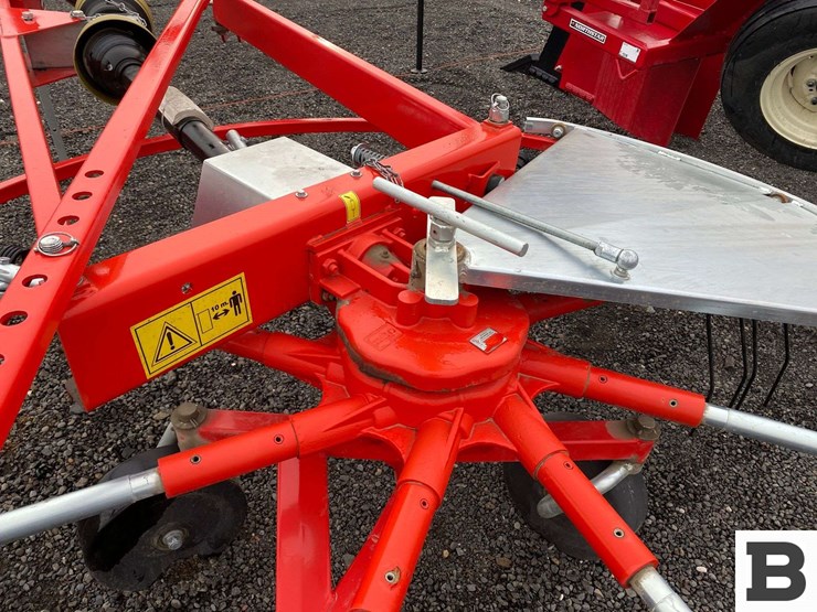 cesari-rc200-side-delivery-rake-image-14