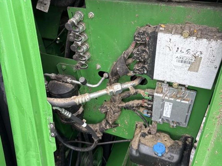 john-deere-s680-image-48
