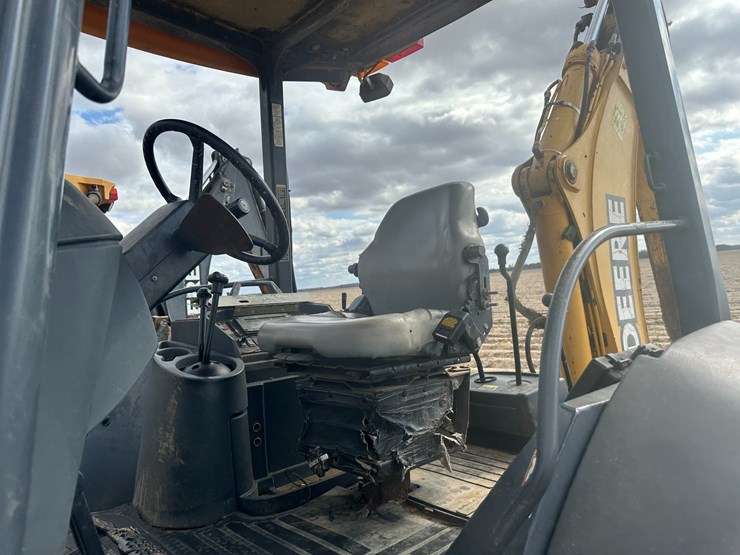 deere-310sg-image-76