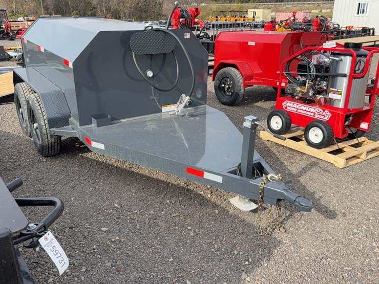 #2065-•-towable-750-gallon-fuel-tank-image-2