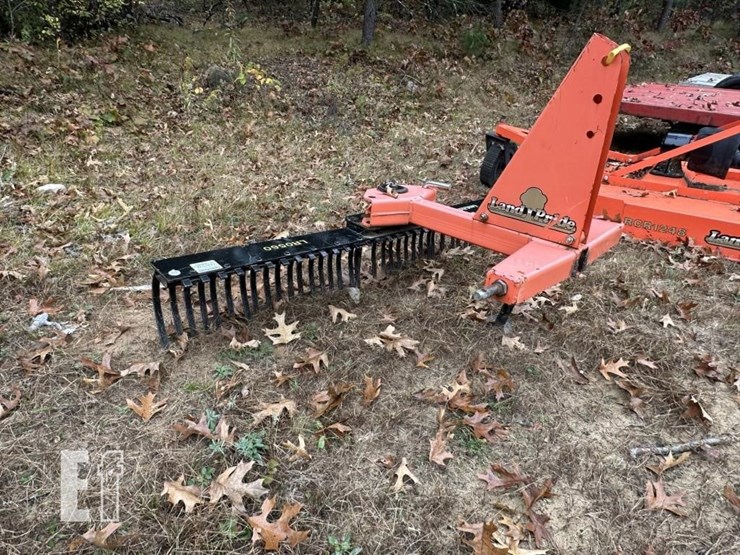 land-pride-lr0560-image-2