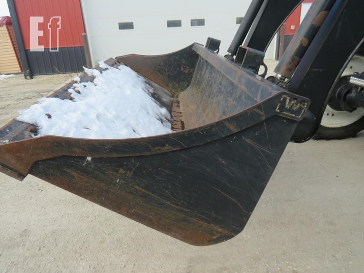 new-holland-tm150-image-13