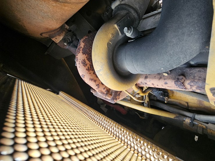 2002-caterpillar-d5g-xl-image-27