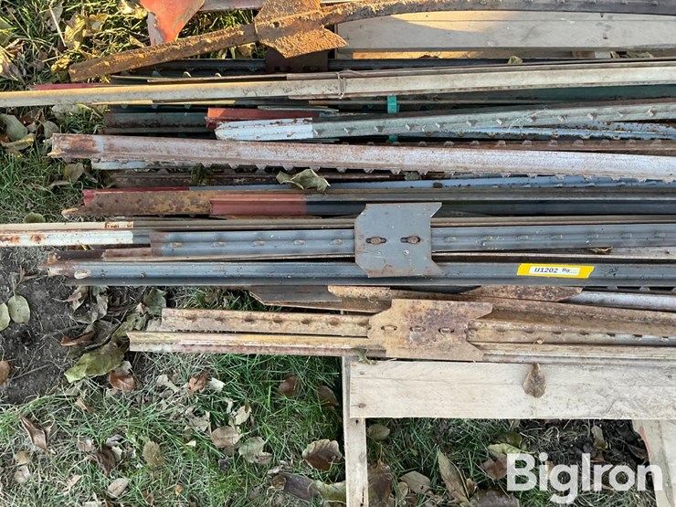 pallet-of-t-posts-image-16