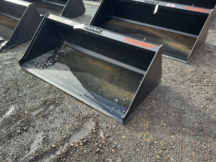 #2040-•-trubilt-60"-skid-steer-smooth-bucket-image-1