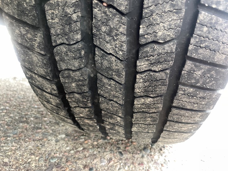 2010-gmc-yukon-image-97