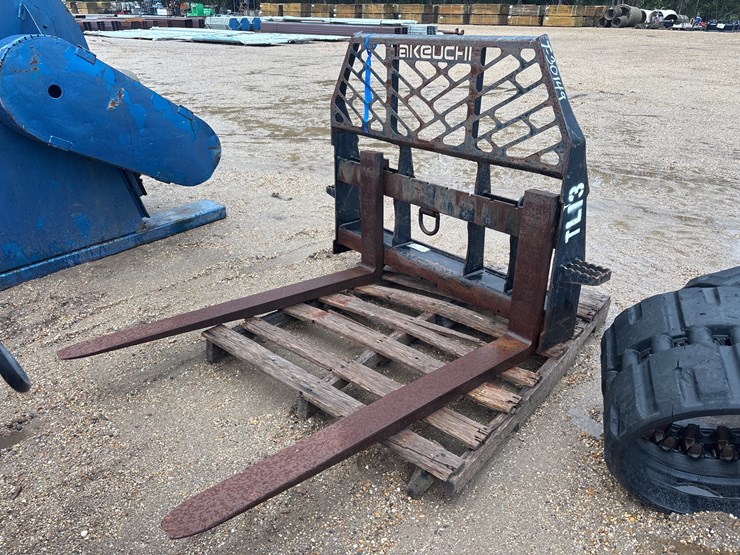 #30149-•-fork-back-with-forks-image-1