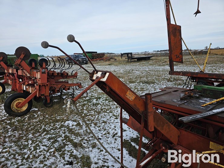 new-holland-1010-image-18