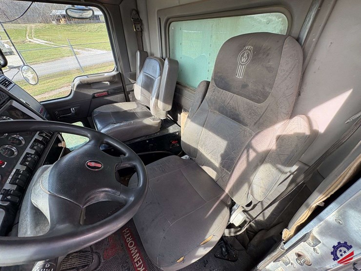 2009-kenworth-t800-image-96