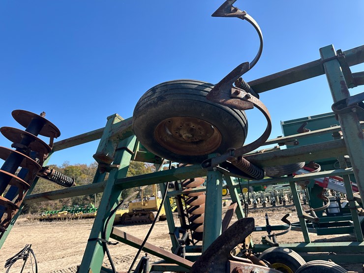 john-deere-724-image-28