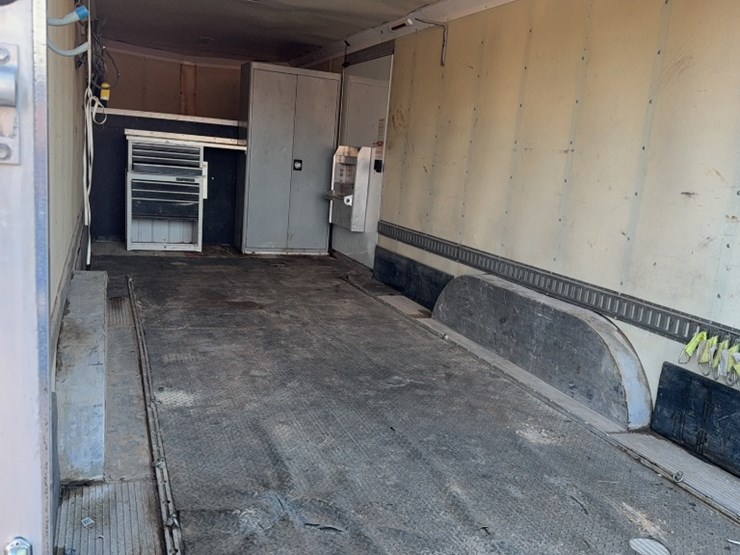 #3004-•-2014-sundowner-20'-enclosed-gooseneck-trailer-image-9