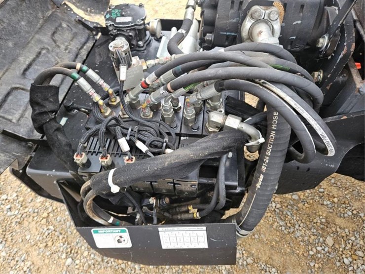 kubota-m6s-111-image-44