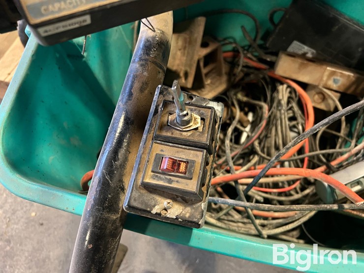 cake-feeder-scale-system-image-13