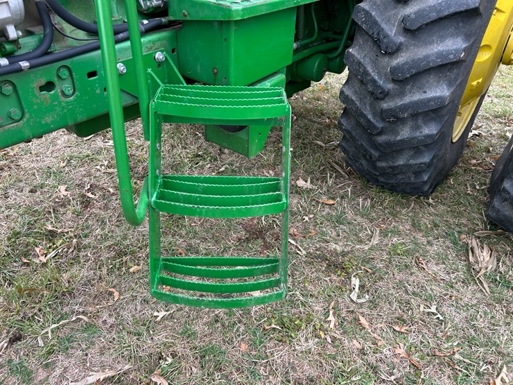 john-deere-4755-image-17