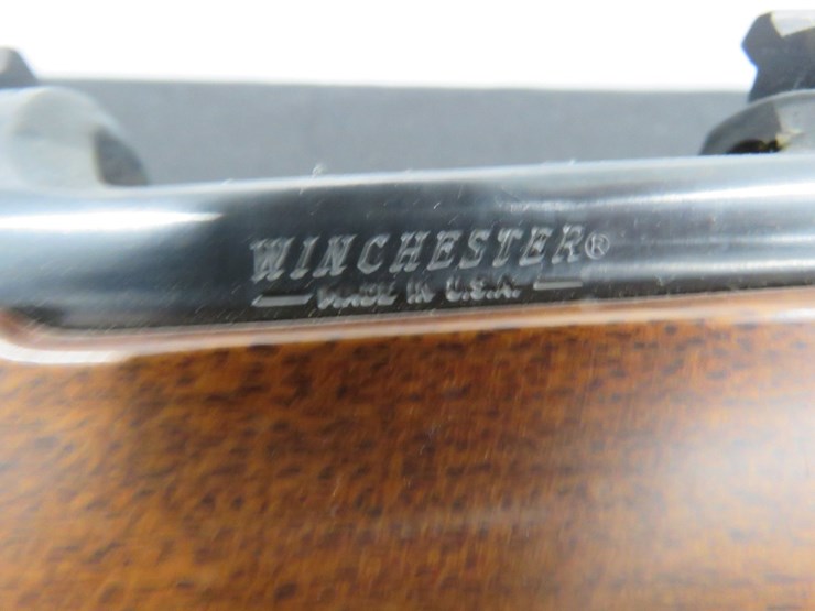 winchester-model-70-featherweight-.300wsm-only-bolt-action-rifle-image-2
