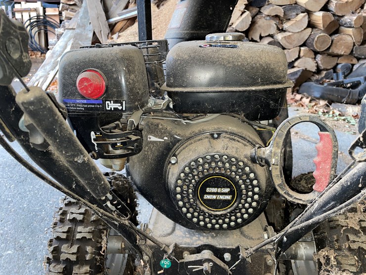 #1417-•-snow-devil-snowblower-(independence,-wi)-image-8