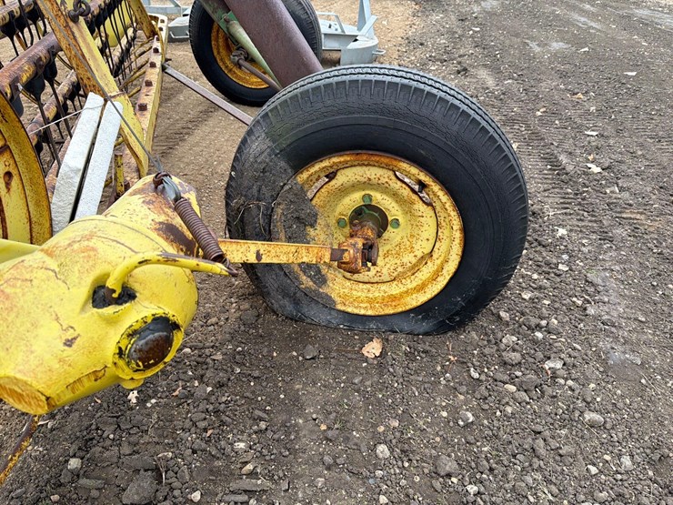john-deere-side-delivery-rake-image-10