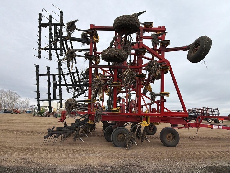 2014-bourgault-9400-image-6