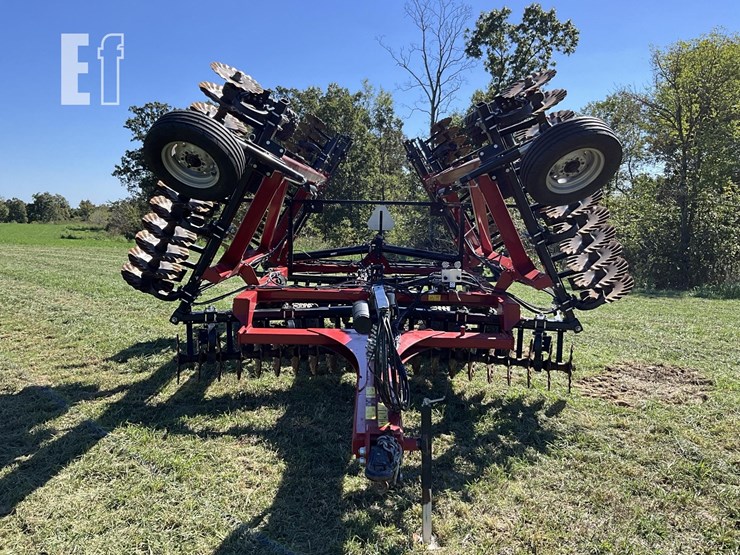 2022-case-ih-true-tandem-335vt-image-8