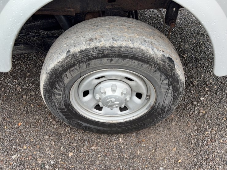 2016-dodge-2500-image-15