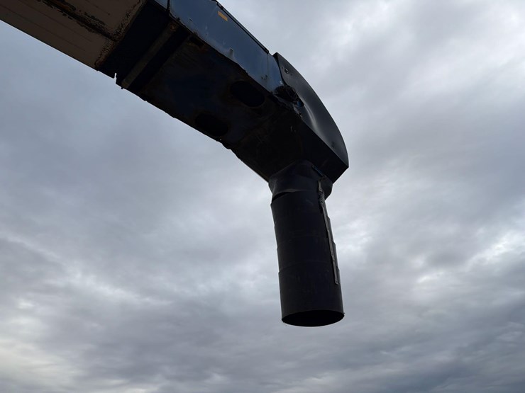 2008-brandt-20110-image-21