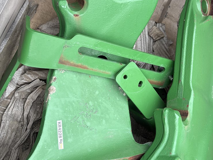 john-deere-h-image-11