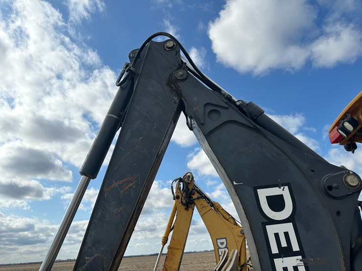 deere-310sj-image-17